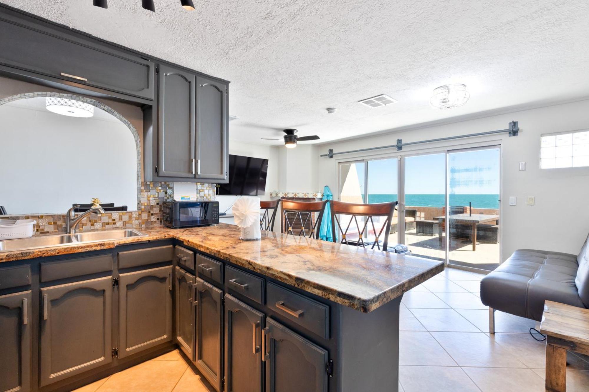 Las Brisas #8 Beachfront - On The Sand And Steps From Mannys For Tacos & Tequila Puerto Peñasco Extérieur photo